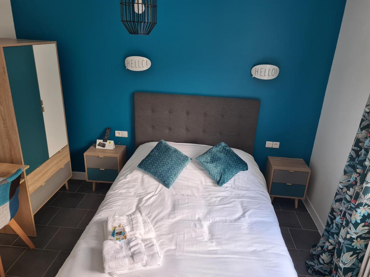 Logis Le Franco Belge Hotel Montherme Exterior photo