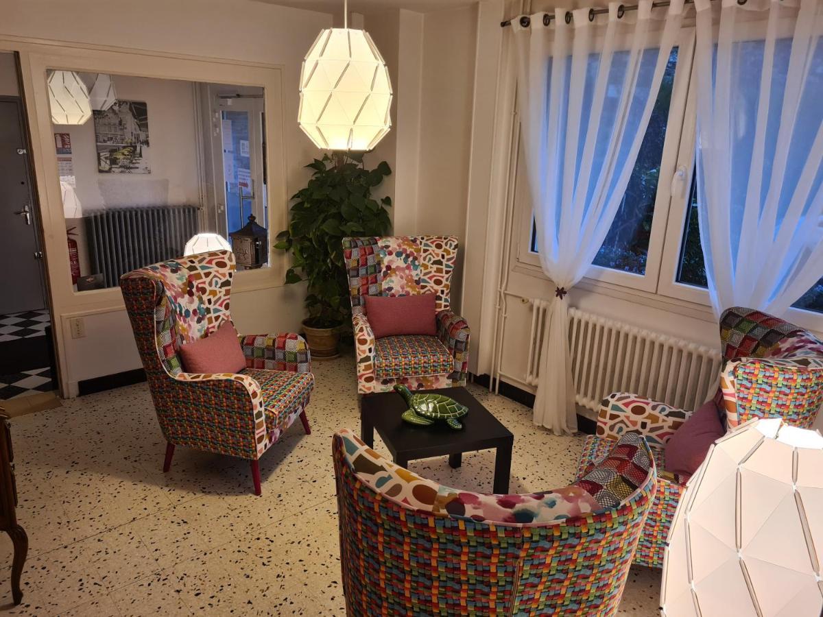 Logis Le Franco Belge Hotel Montherme Exterior photo